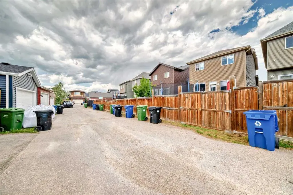 62 Evansridge Crescent NW