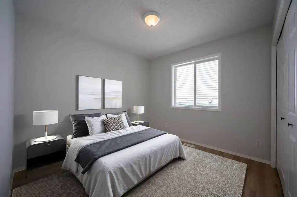 269 Strathford Crescent