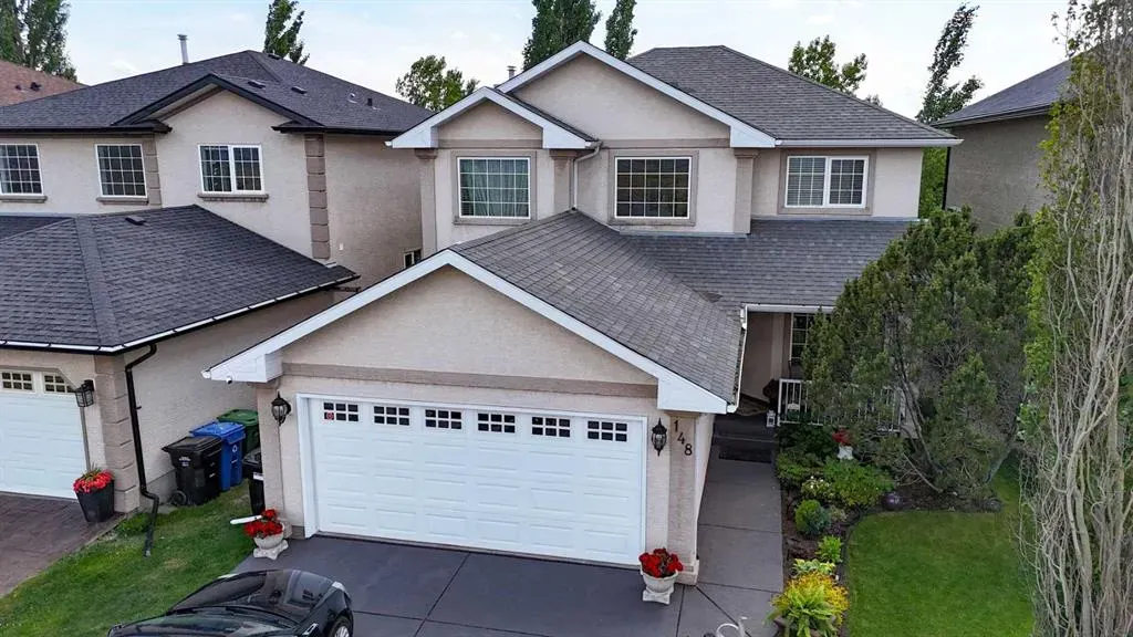 148 Scenic View Close NW