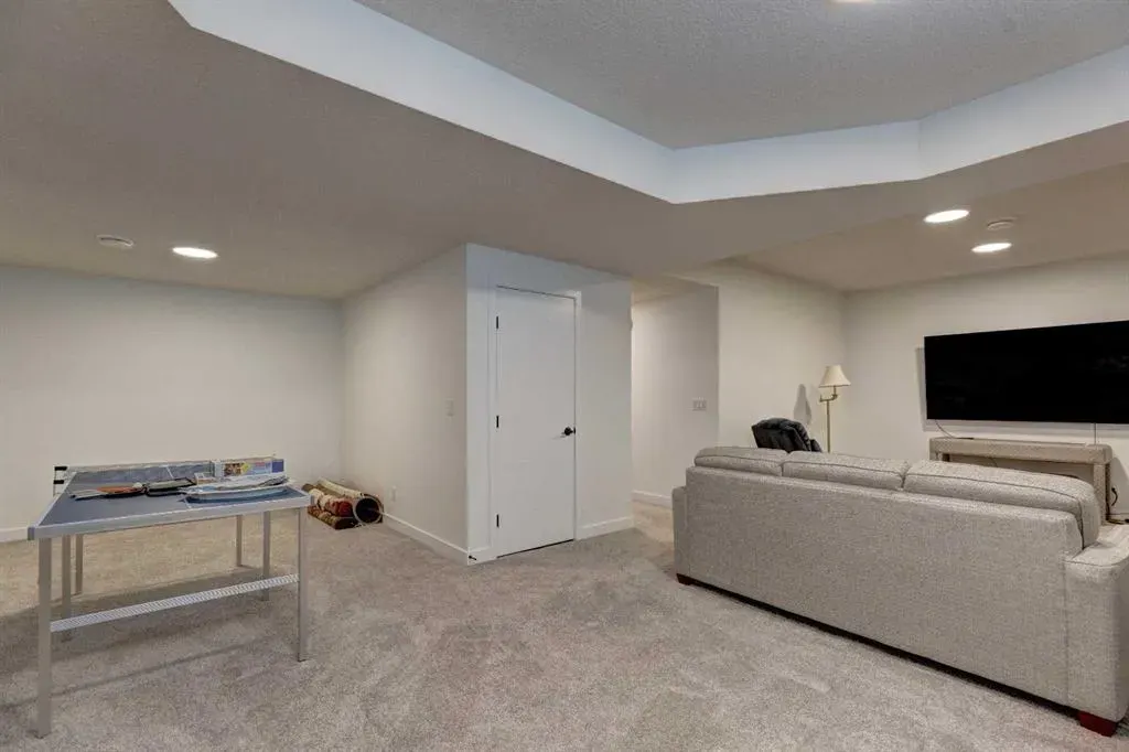 119 Marina Cove SE