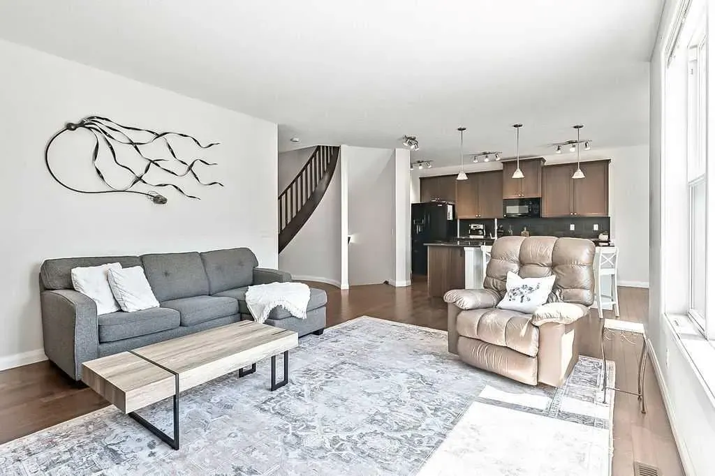 11 Westridge Rise