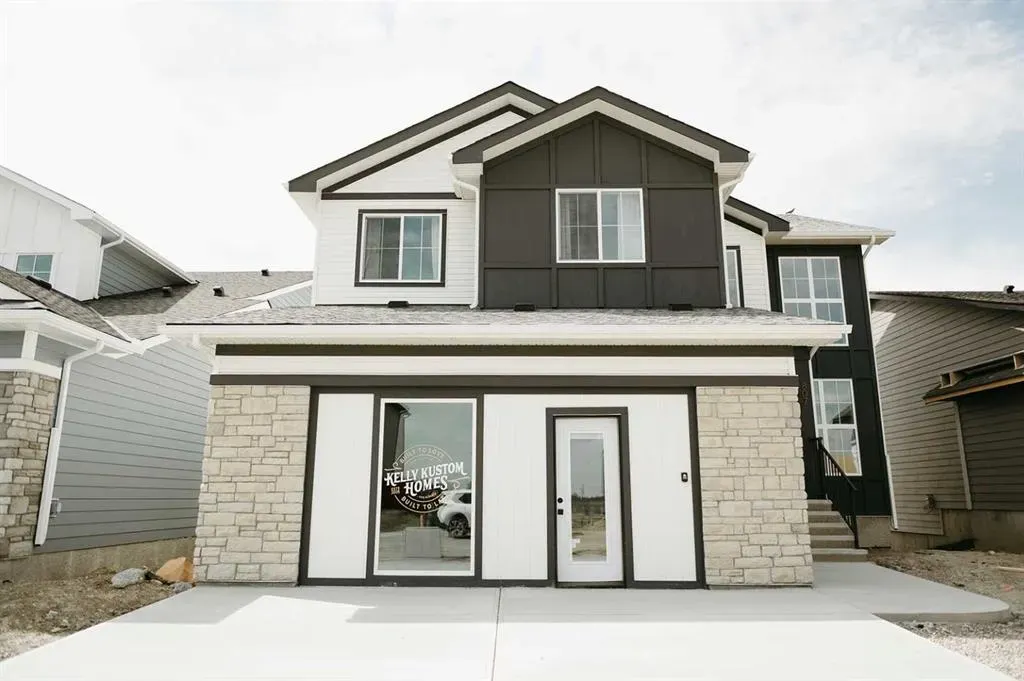807 Lakewood Circle