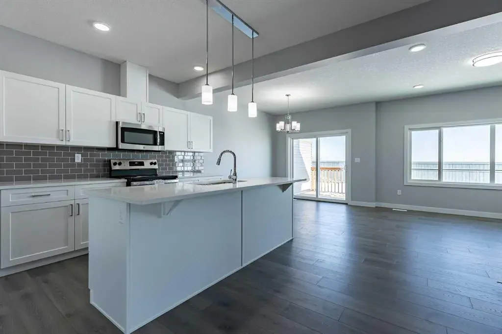71 Heritage Manor
