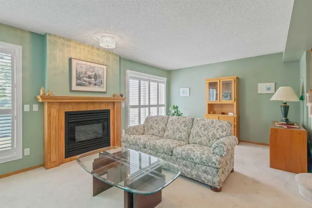 79 Scenic Gardens NW