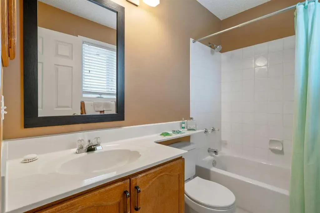 79 Scenic Gardens NW