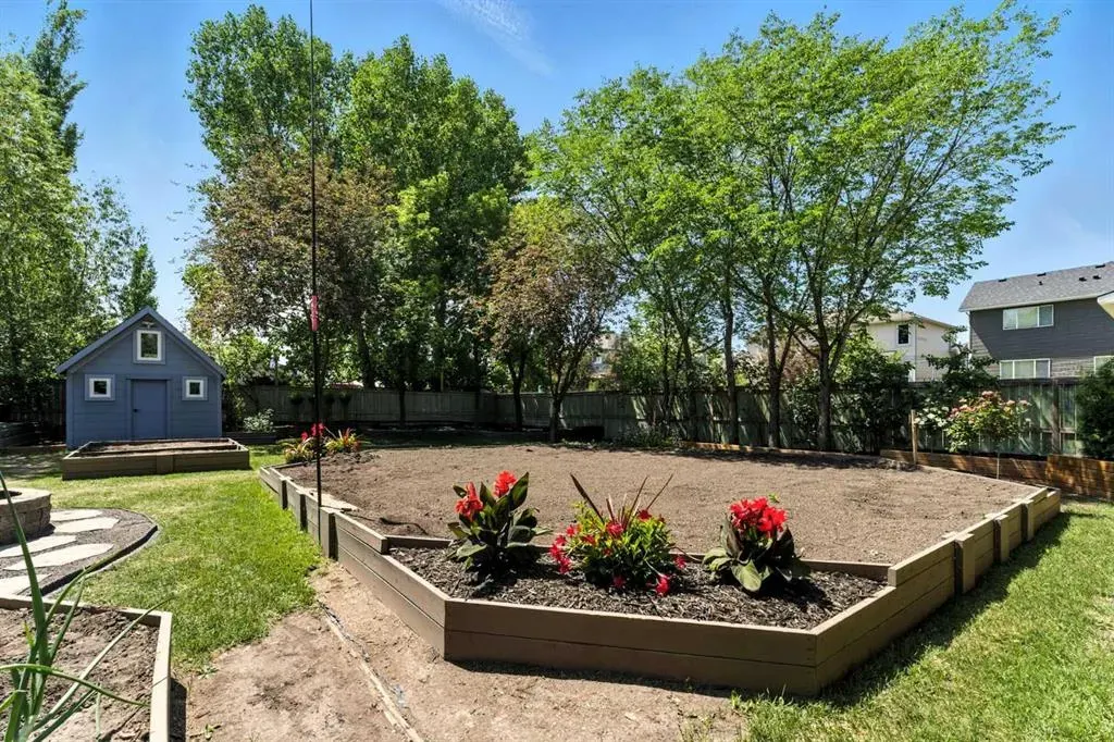 37 Thomas Street NW