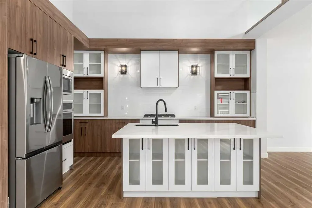 488 Rivercrest View