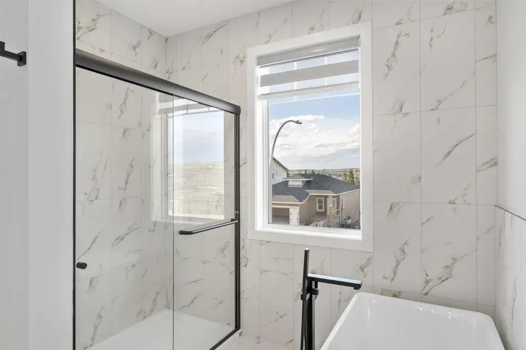 488 Rivercrest View
