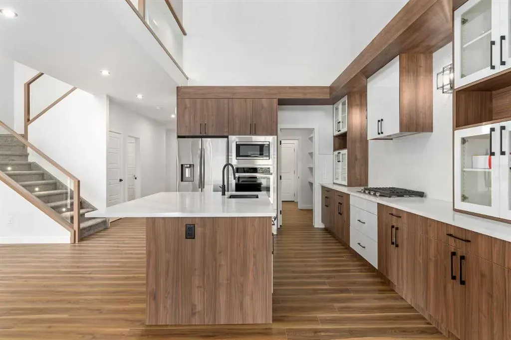 488 Rivercrest View
