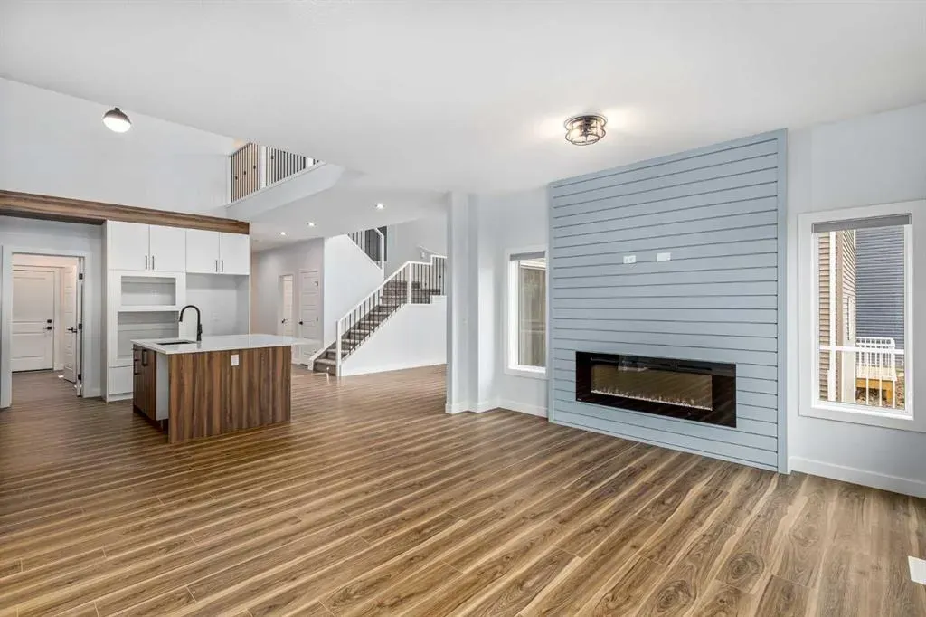 476 Rivercrest View