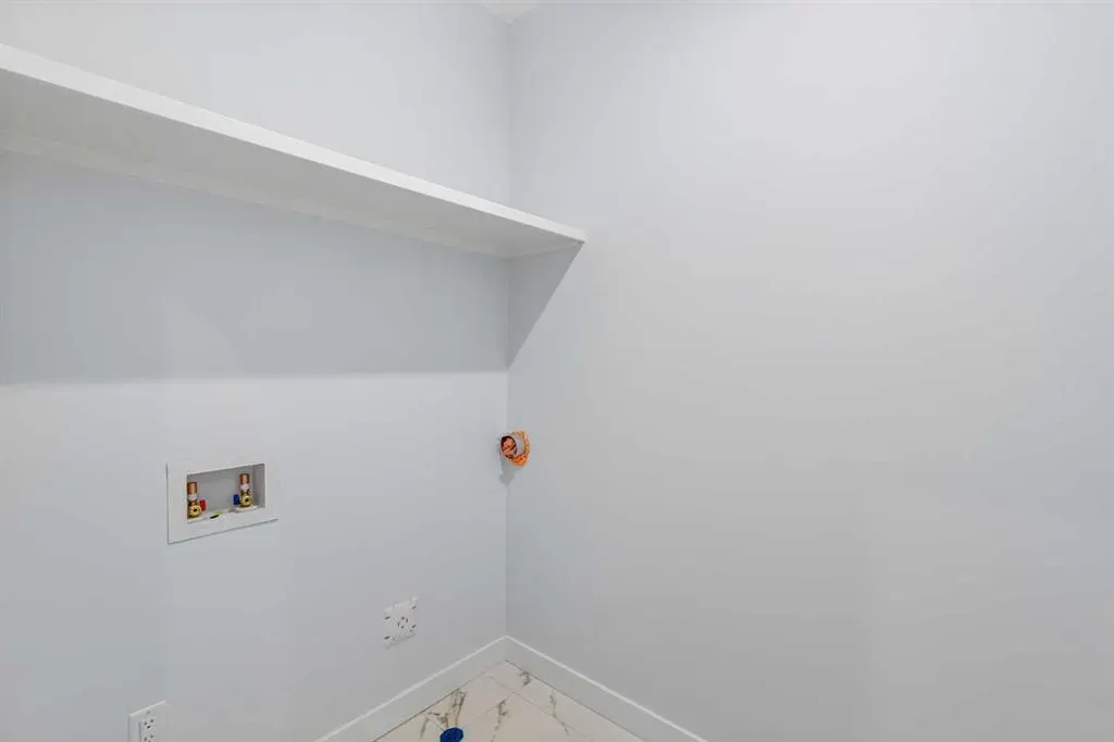 476 Rivercrest View