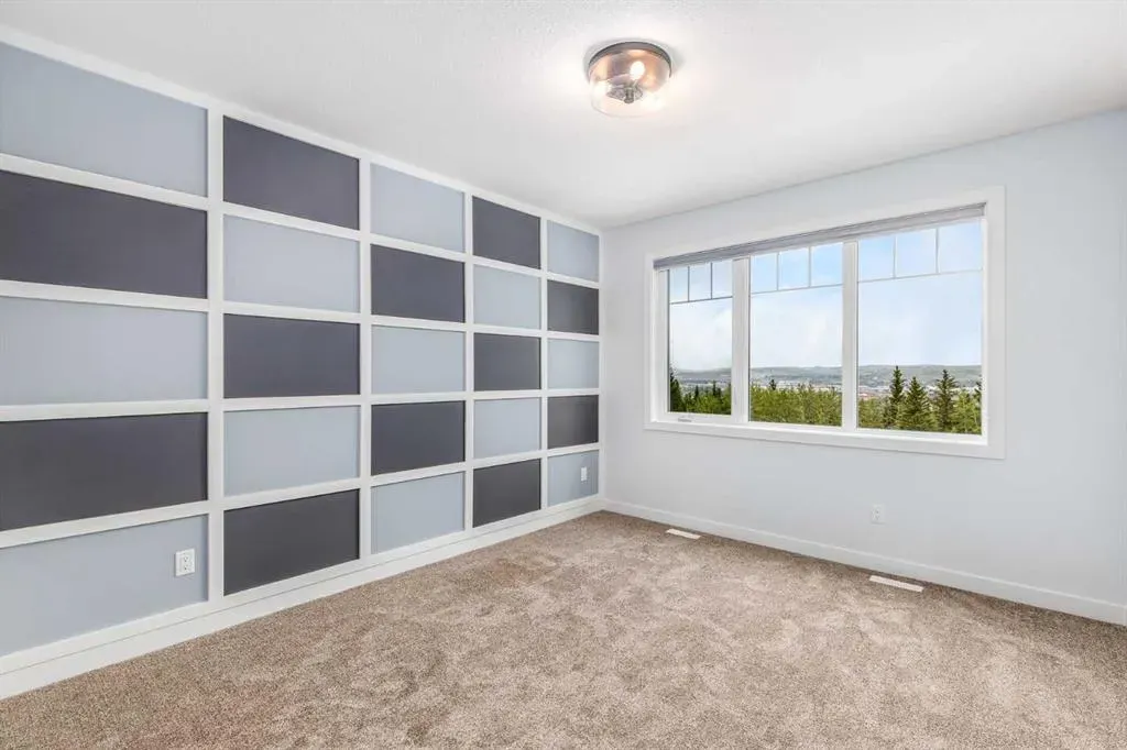 476 Rivercrest View