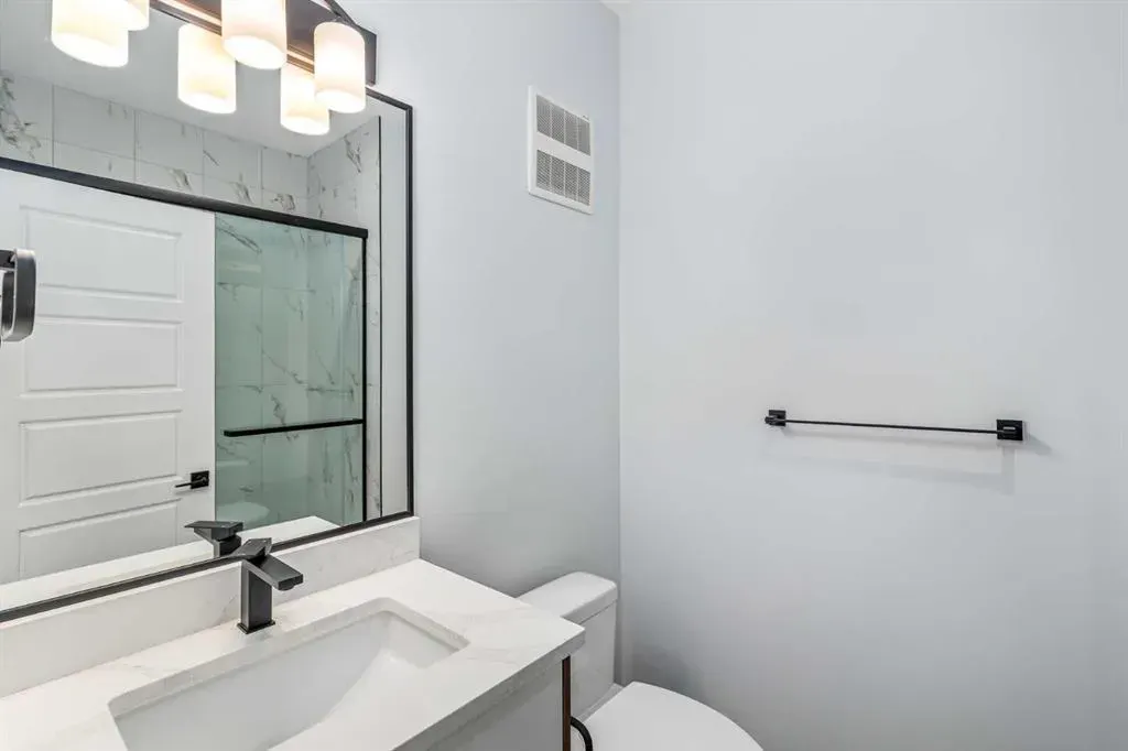 476 Rivercrest View