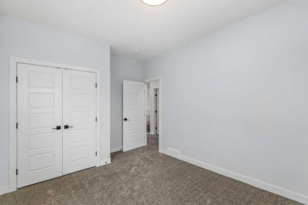 476 Rivercrest View