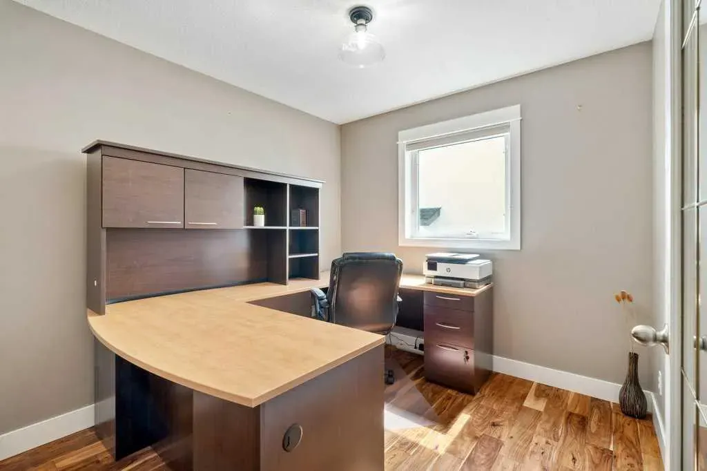 52 Bow Ridge Crescent