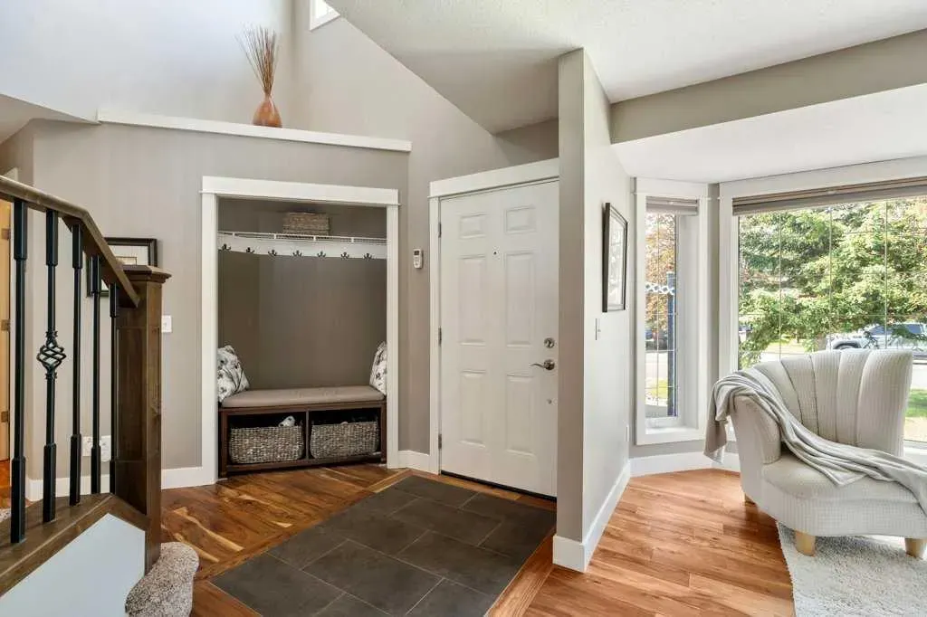 52 Bow Ridge Crescent