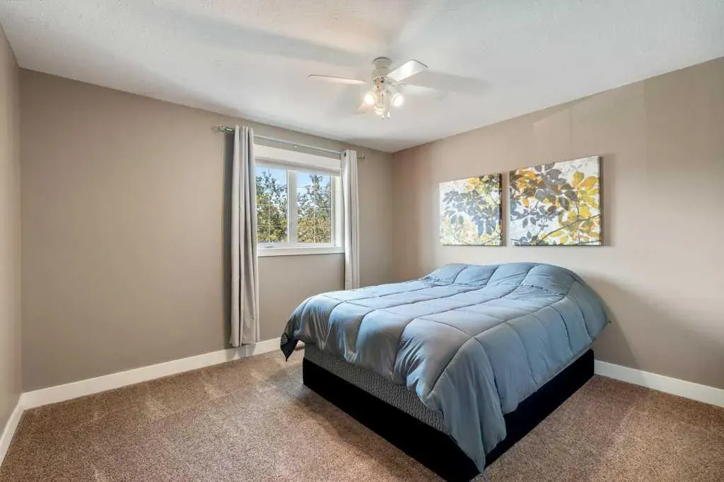 52 Bow Ridge Crescent