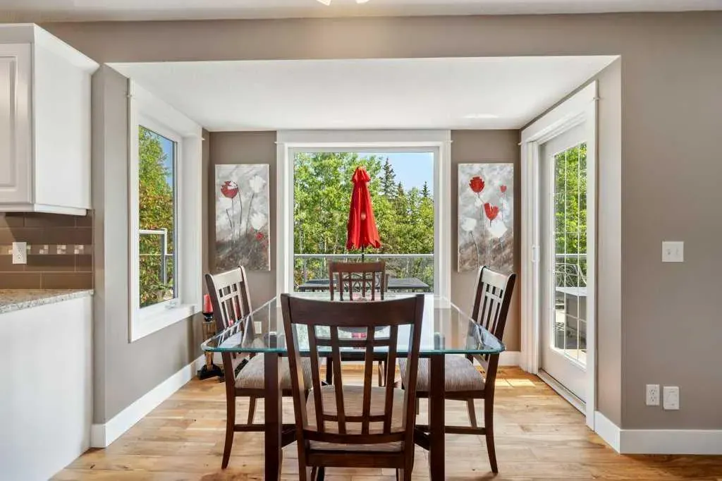 52 Bow Ridge Crescent