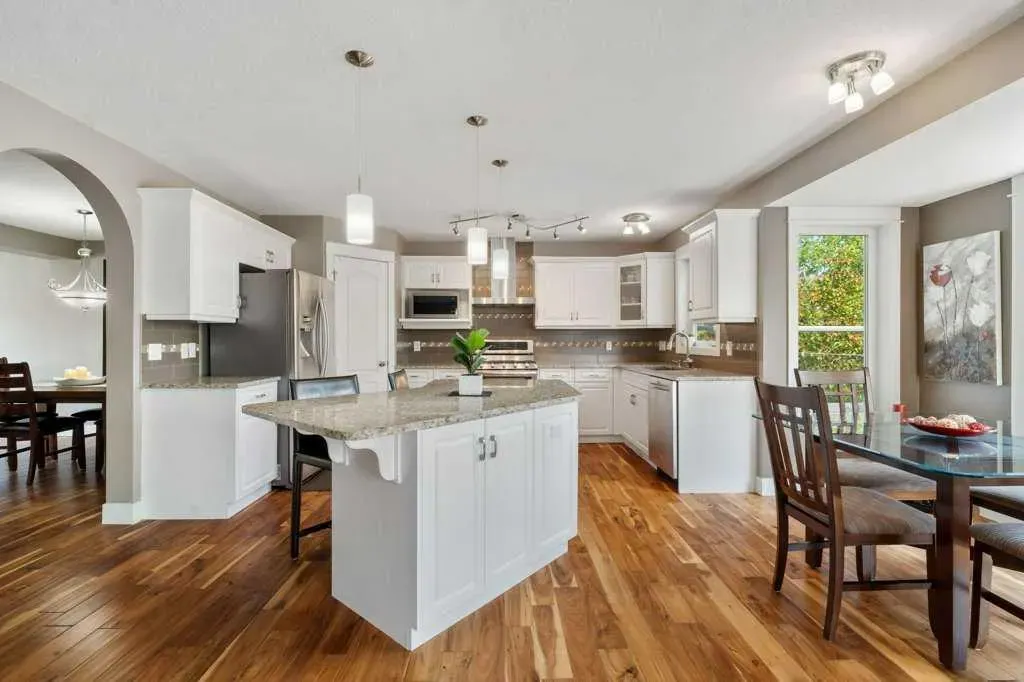 52 Bow Ridge Crescent
