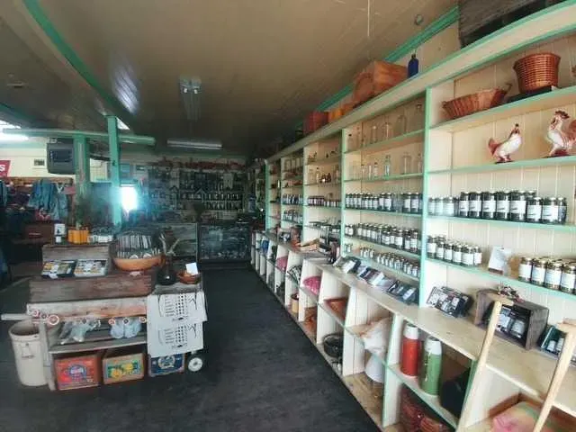 206 Government Road S