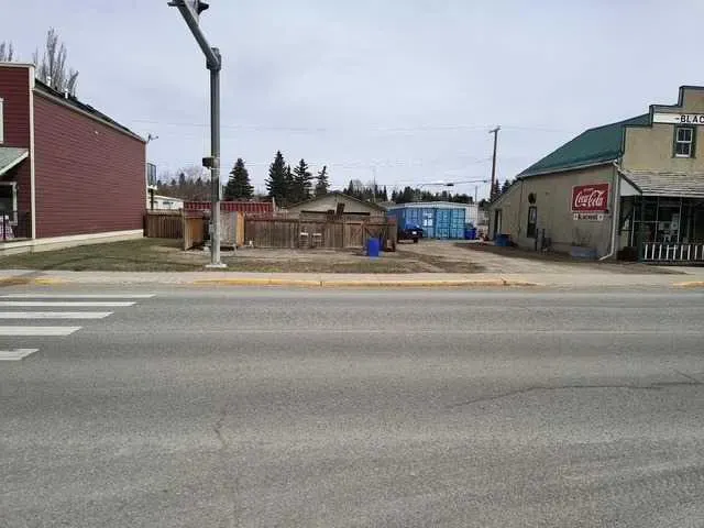 206 Government Road S