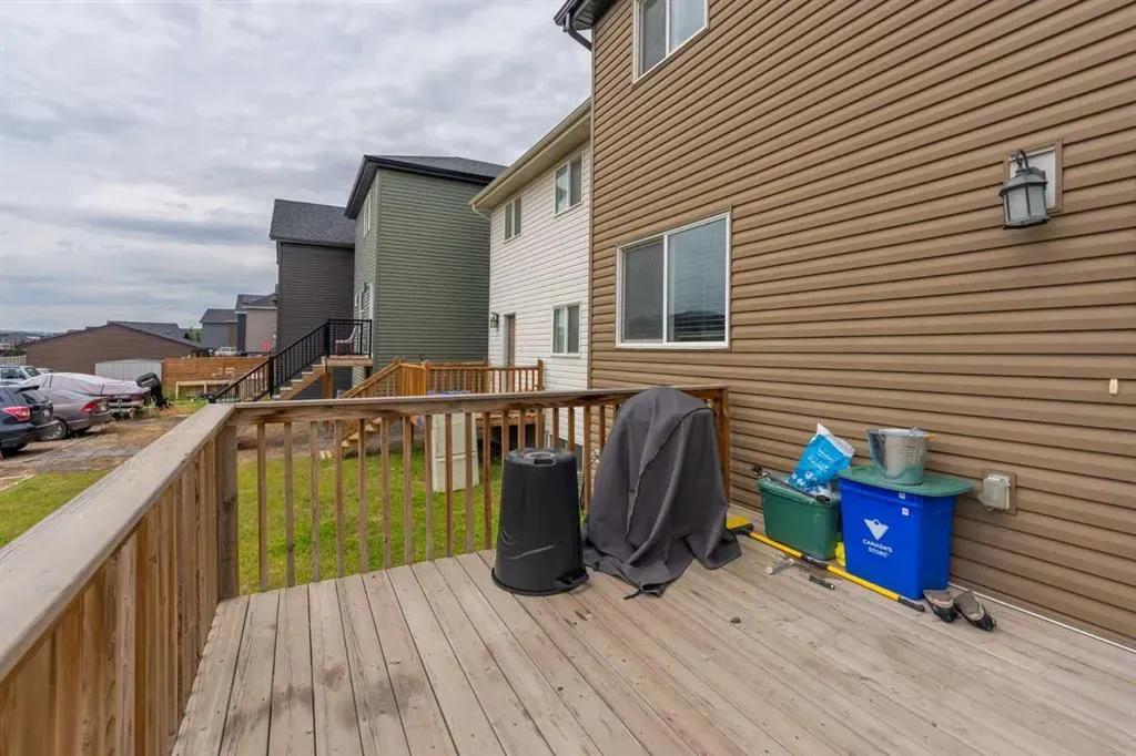 70 Evanscrest Road NW