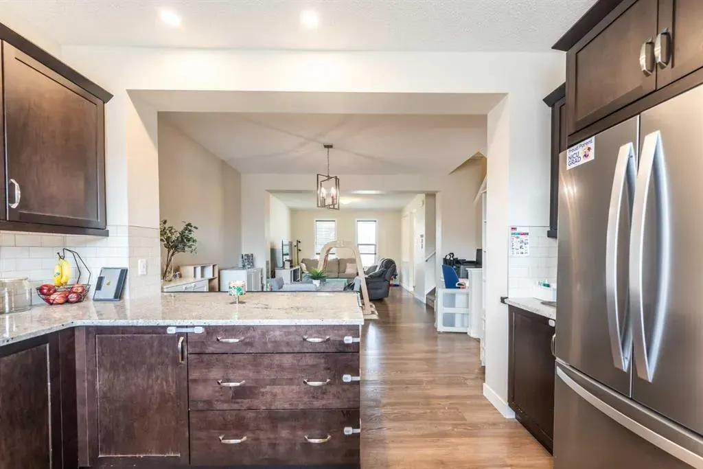 70 Evanscrest Road NW