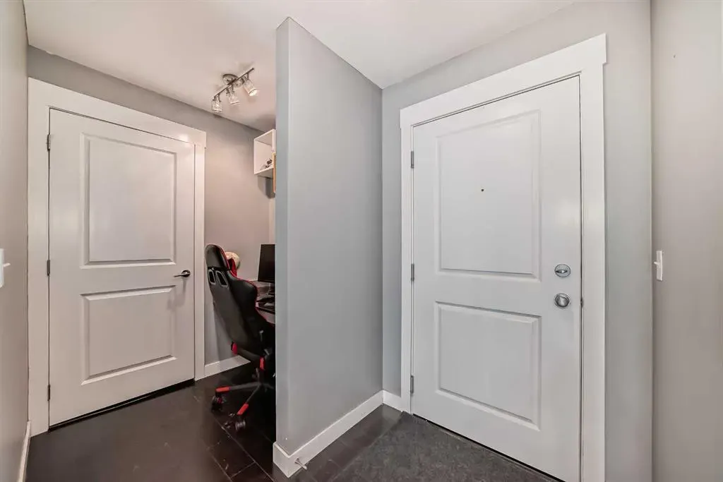 11 Mahogany Row SE, #1113