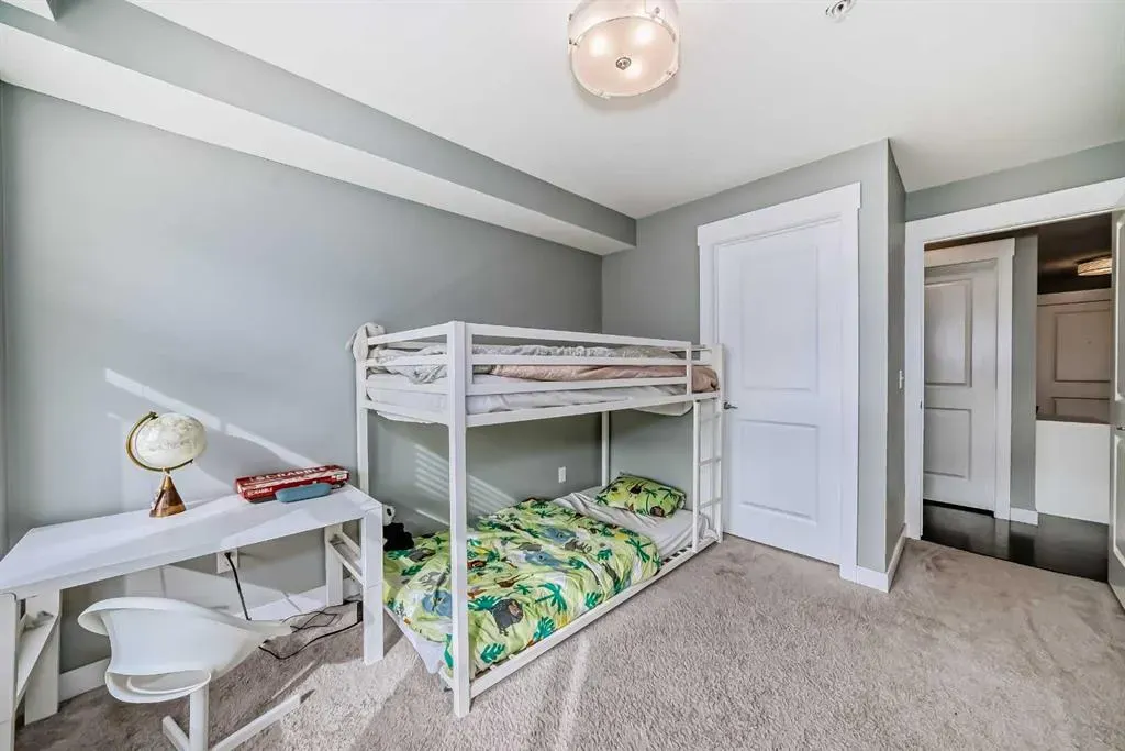 11 Mahogany Row SE, #1113