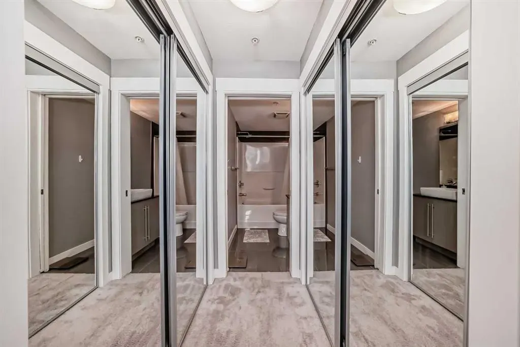 11 Mahogany Row SE, #1113