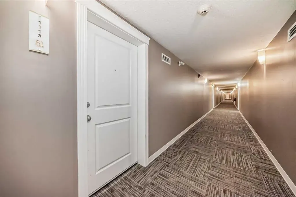 11 Mahogany Row SE, #1113
