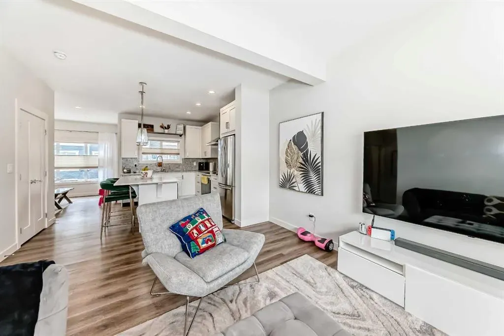 355 Nolancrest Heights NW, #903
