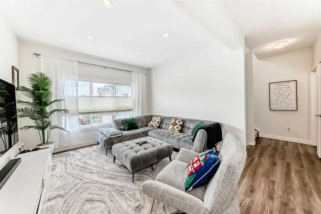 355 Nolancrest Heights NW, #903