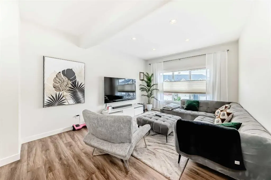 355 Nolancrest Heights NW, #903