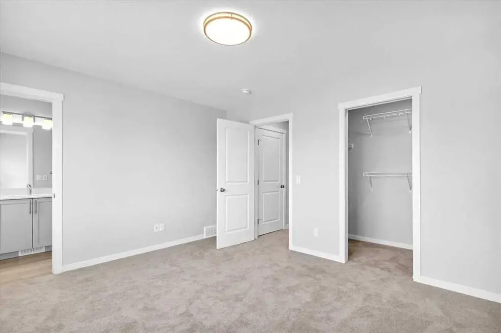 74 Wedderburn Drive