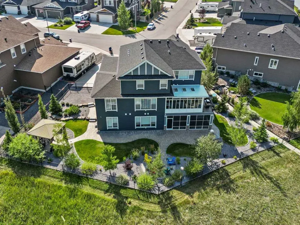244 Boulder Creek Crescent SE