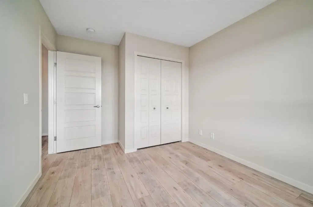 607 Nolanlake Villas NW