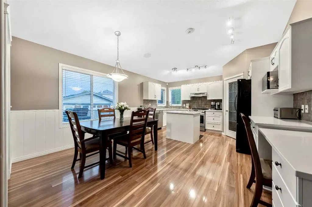 109 McDougall Place NW