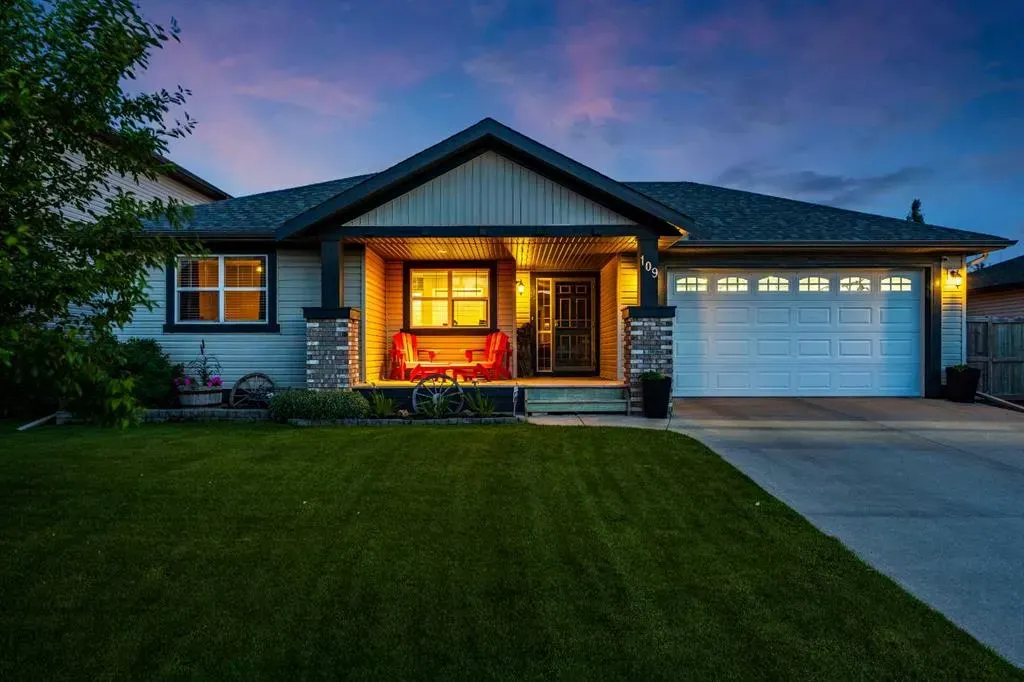 109 McDougall Place NW