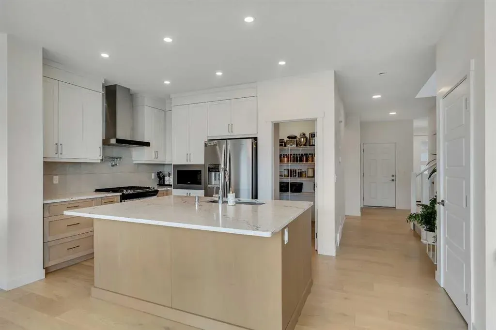 172 Precedence Hill