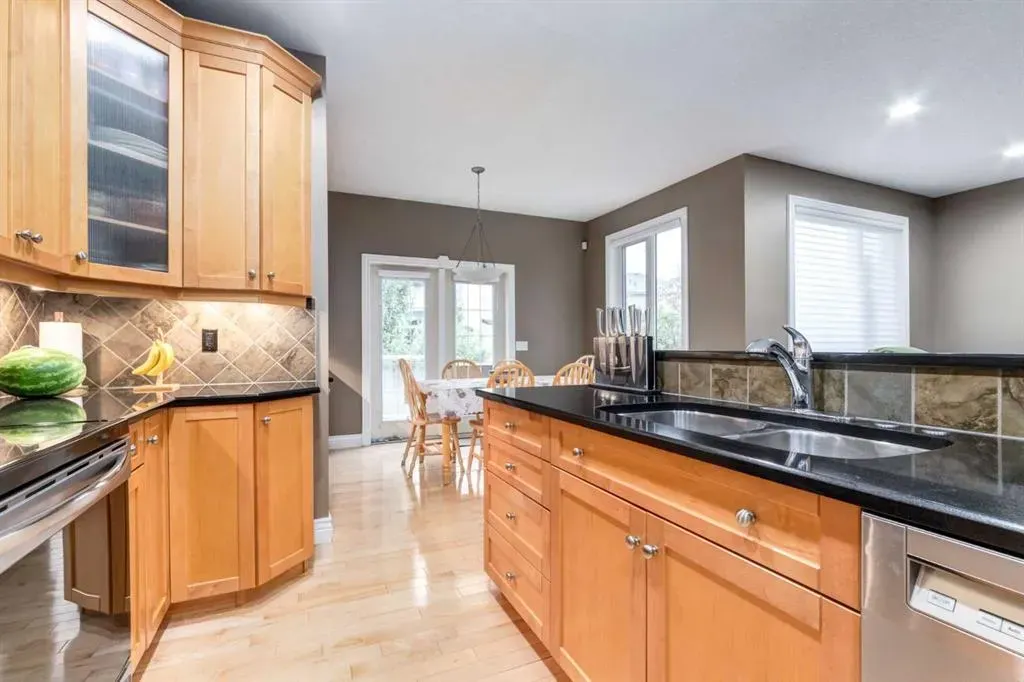 207 Tuscany Glen Park NW