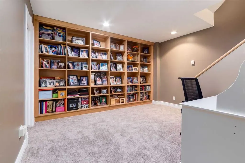 207 Tuscany Glen Park NW