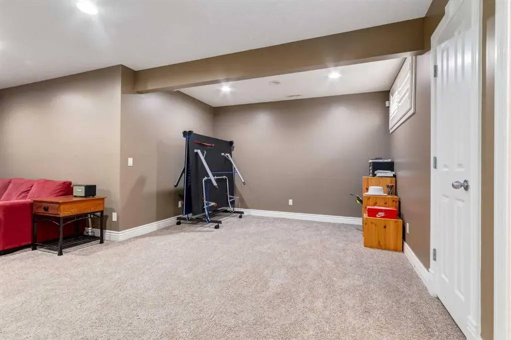 207 Tuscany Glen Park NW