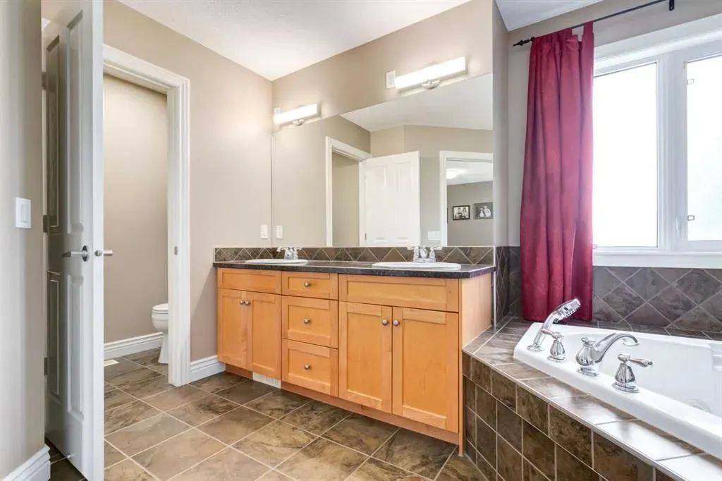 207 Tuscany Glen Park NW