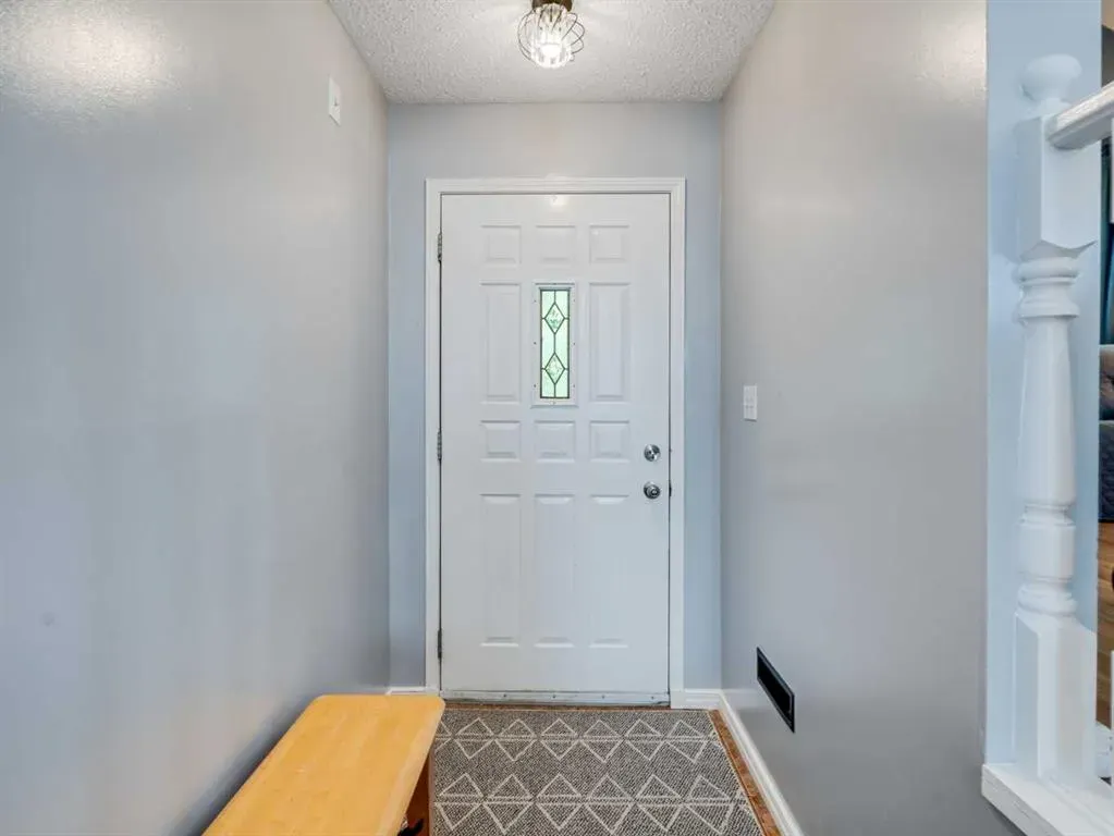 9 Hunters Mews