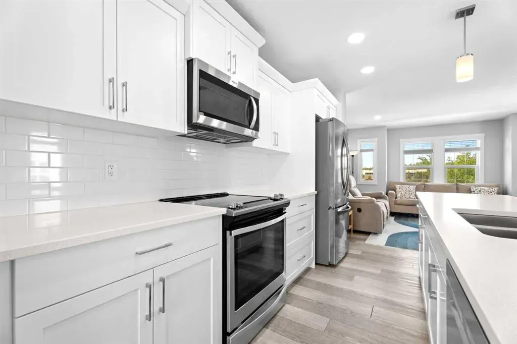 1407 3 Street SE, #17