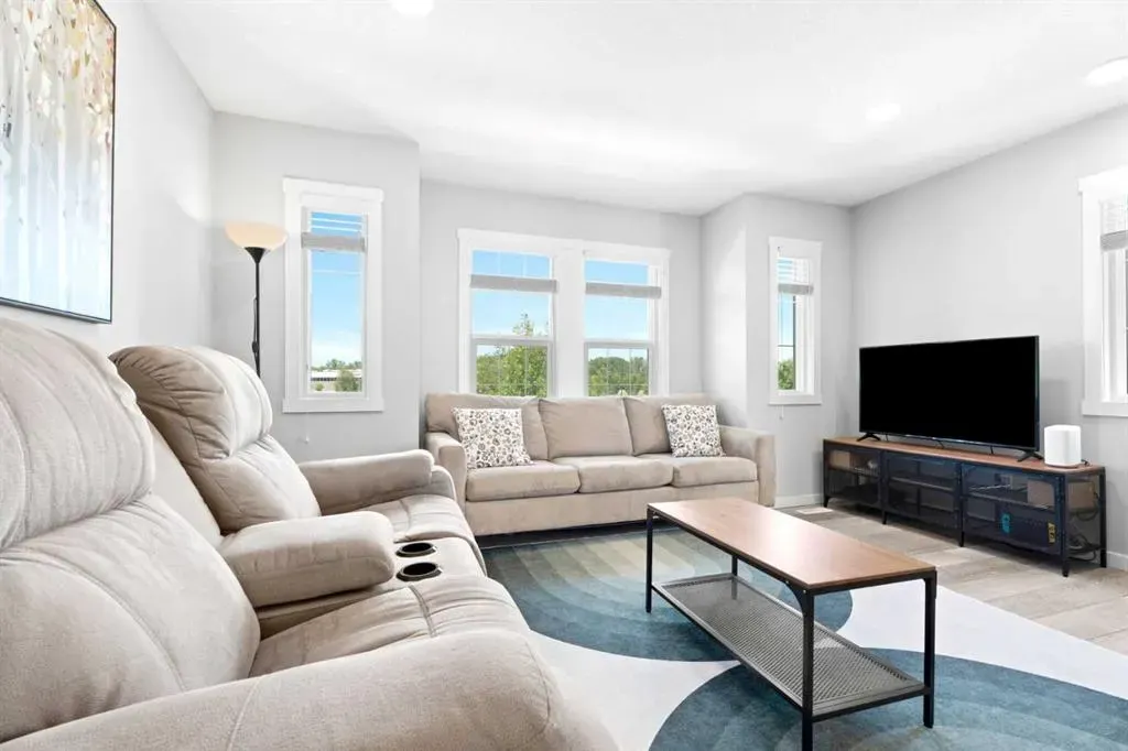 1407 3 Street SE, #17