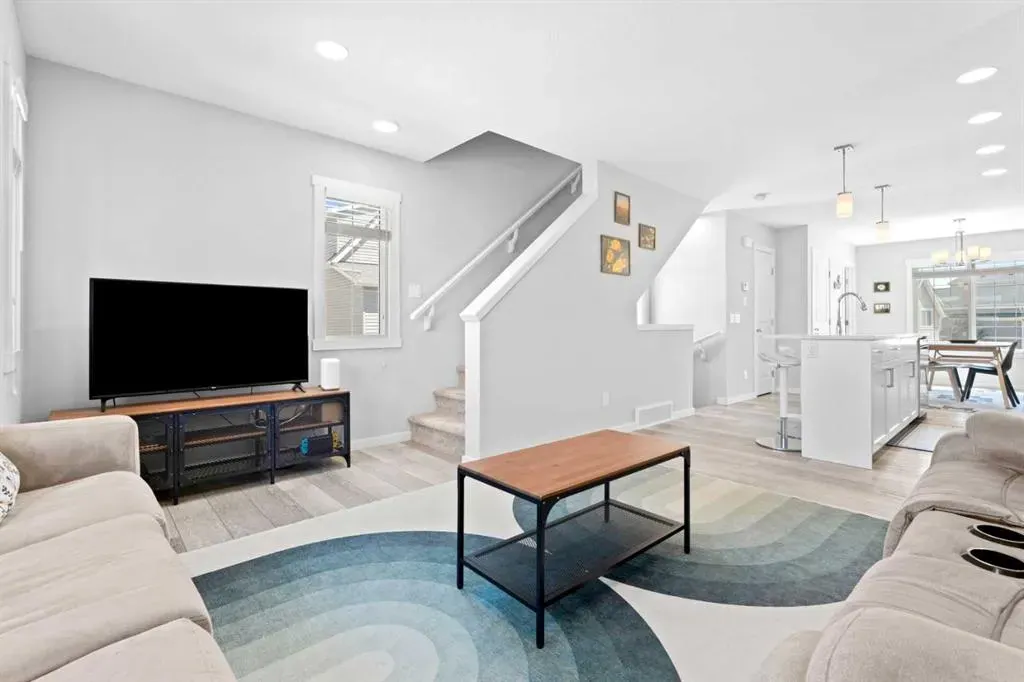 1407 3 Street SE, #17