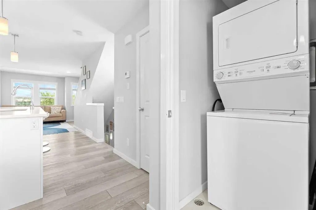 1407 3 Street SE, #17
