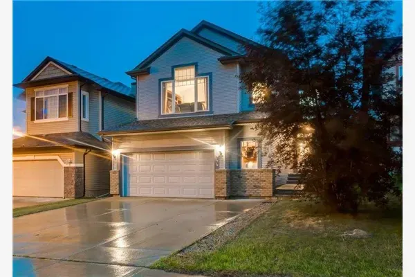 444 Evanston View NW